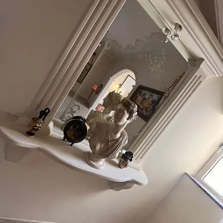 Rustic In Beautiful Spacious Place St. Julian's