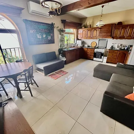 Rustic In Beautiful Spacious Place Homestay *